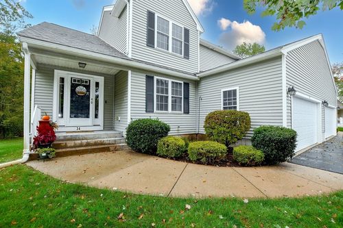 34-34 Captain Carlson Way, West Bridgewater, MA, 02379-1843 | Card Image