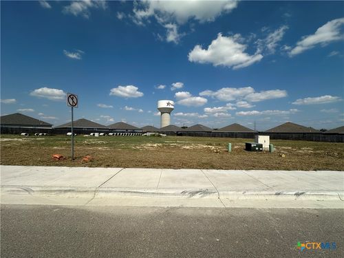1945 Pea Ridge Rd, Temple, TX, 76502-5313 | Card Image