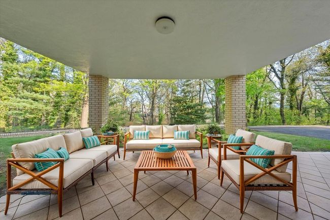 PATIO VIRTUALLY STAGED | Image 13