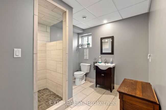 8033 Willsie Line, House other with 4 bedrooms, 2 bathrooms and 4 parking in Thedford ON | Image 34