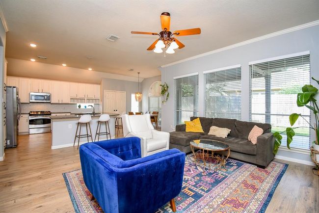 15603 Clear Pointe Dr, House other with 3 bedrooms, 2 bathrooms and 2 parking in Cypress TX | Image 10