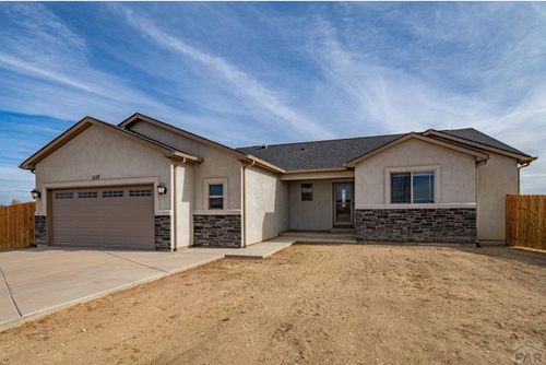 1117 E Ranch Dr, Pueblo West, CO, 81007-1197 | Card Image