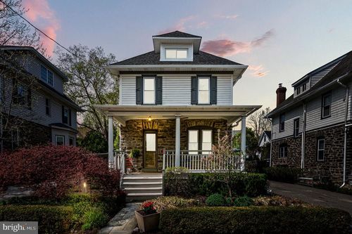 217 Wayne Ave, NARBERTH, PA, 19072-1812 | Card Image