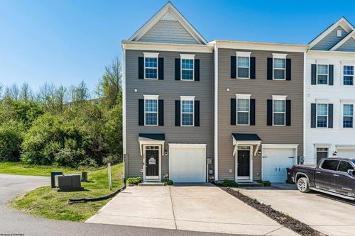 218 Queensbury Ct, White Hall, WV, 26554-2254 | Card Image