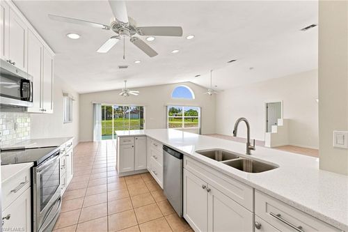 17518 Plumera Ln, NORTH FORT MYERS, FL, 33917-2000 | Card Image