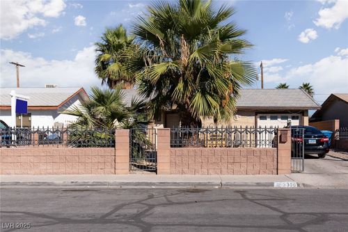 3308 Tabor Ave, North Las Vegas, NV, 89030-7335 | Card Image