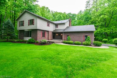 8190 Knightsbridge Lane, House other with 4 bedrooms, 3 bathrooms and null parking in Concord OH | Image 1