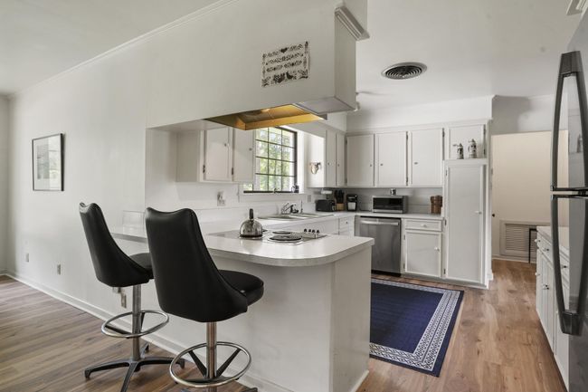 Kitchen | Image 15