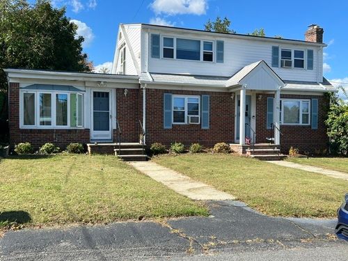 49 Tiffany St, Cranston, RI, 02920-2322 | Card Image