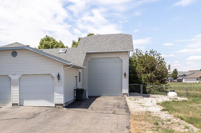 395 Edgebrook Dr, House other with 3 bedrooms, 2 bathrooms and null parking in Spring Creek NV | Image 38
