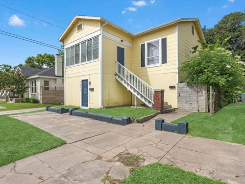 1-1811 39th St, Galveston, TX, 77550-6657 | Card Image