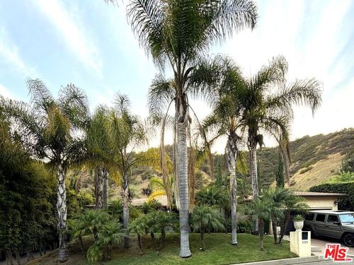 1727 San Ysidro Dr, Beverly Hills, CA, 90210 | Card Image