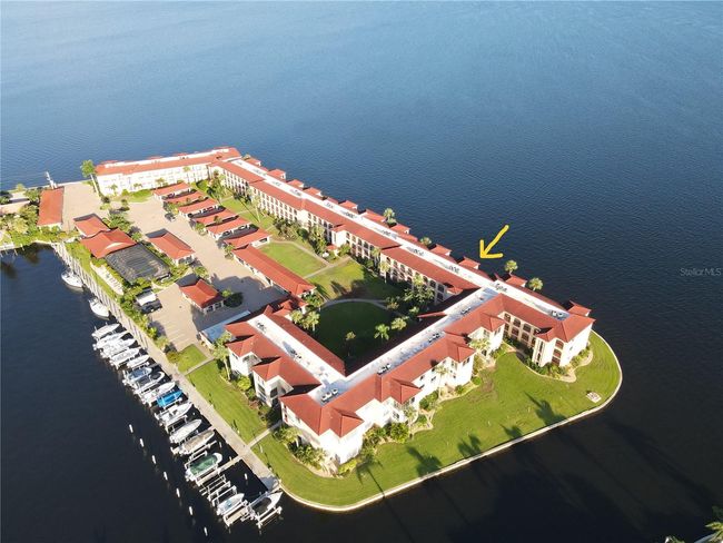 APT-9B - 1 Colony Point Dr, Condo with 2 bedrooms, 2 bathrooms and null parking in PUNTA GORDA FL | Image 4