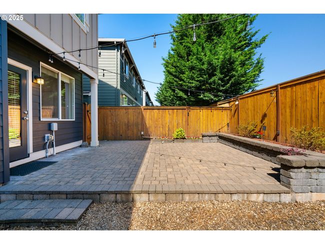16085 Se Kingbird Dr, House attached with 3 bedrooms, 3 bathrooms and 1 parking in Clackamas OR | Image 25