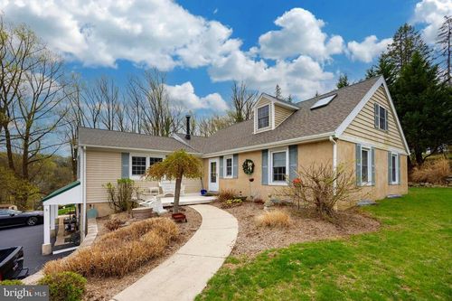 17 Rock Run Rd, Malvern, PA, 19355-8649 | Card Image