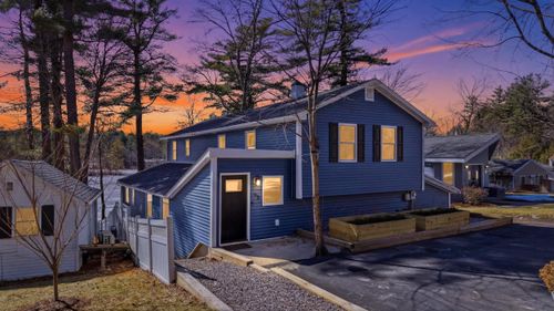 65 Sebbins Pond Dr, Bedford, NH, 03110-6629 | Card Image