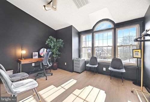 10-8305 Cherry Ln, LAUREL, MD, 20707-4830 | Card Image