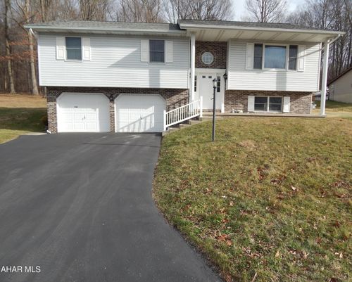 161 Sarah Dr, Altoona, PA, 16601-9436 | Card Image