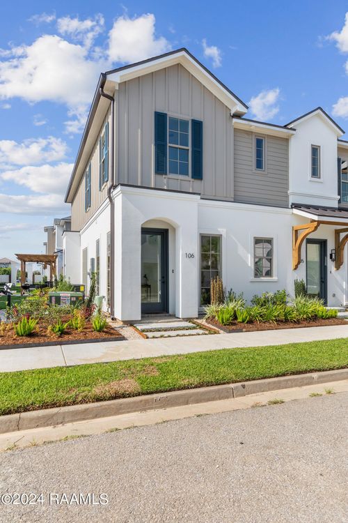 106-115 Gaunt Ln, Youngsville, LA, 70592-5876 | Card Image
