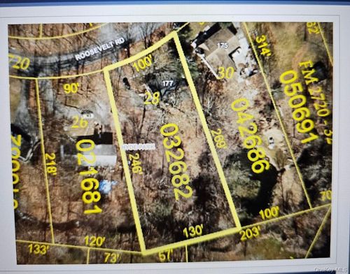 177 Roosevelt Rd, Hyde Park, NY, 12538-2327 | Card Image