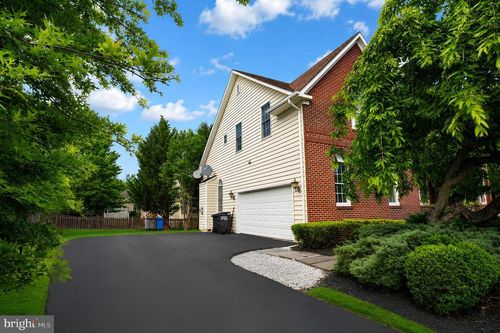 42848 Sidney Pl, ASHBURN, VA, 20148-4555 | Card Image