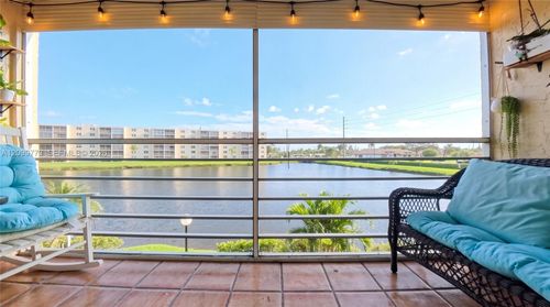 209-311 Se 3rd St, Dania Beach, FL, 33004-4043 | Card Image
