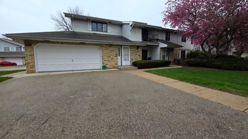 1425 Sun Valley Dr, Mount Pleasant, WI, 53406-5770 | Card Image
