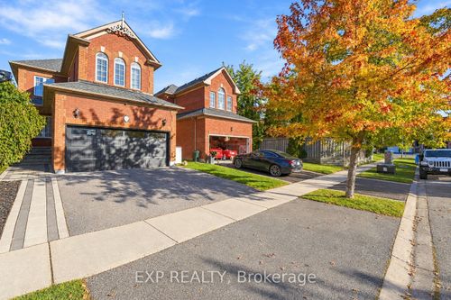 152 Underwood Drive, Whitby, ON, L1M1H6 | Card Image