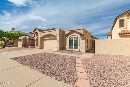 502 E Topeka Dr, Phoenix, AZ, 85024-2224 | Card Image
