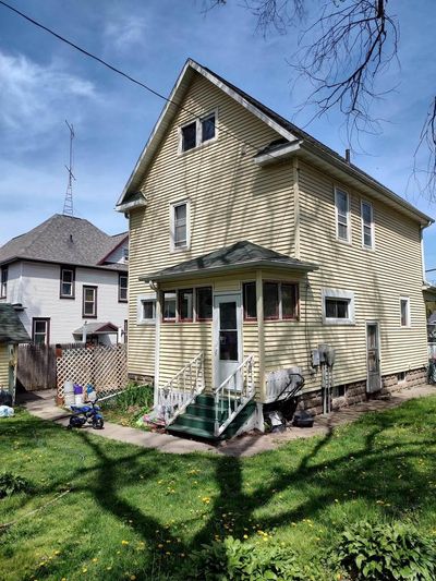 337 W Main Street, House other with 3 bedrooms, 1 bathrooms and null parking in Reedsburg WI | Image 2