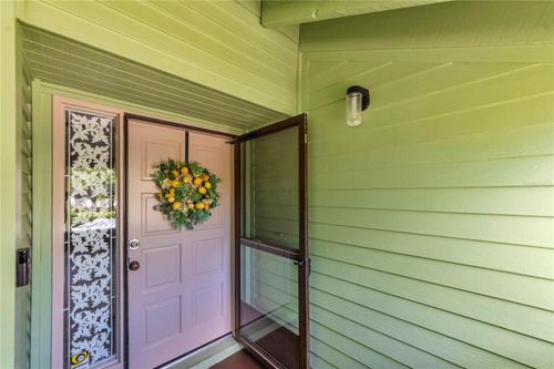 202-4114 Pinelake Ln, TAMPA, FL, 33618-8689 | Card Image