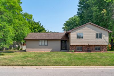 1212 Greenridge Dr, House other with 3 bedrooms, 2 bathrooms and null parking in Onalaska WI | Image 1