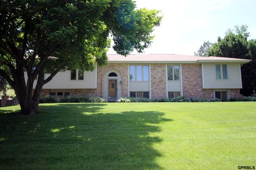 11219 Kentucky Rd, Papillion, NE, 68133-2309 | Card Image