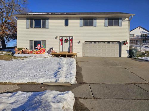 1922 Amanda Dr, Reedsburg, WI, 53959-2238 | Card Image