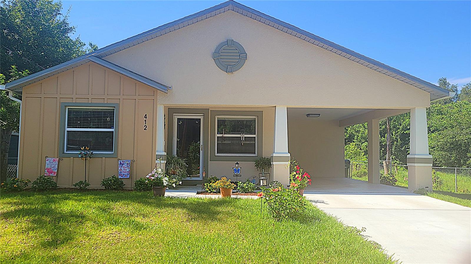Hennessee St, Lakeland, FL 33805