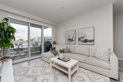 301-1728 Gilmore Ave, Burnaby, BC, V5C0L3 | Card Image