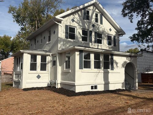 111 Doyle St, Piscataway, NJ, 08854-2206 | Card Image