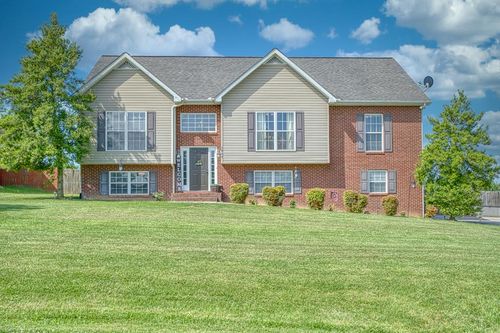 1964 Clemmons Rd, Cookeville, TN, 38501-9452 | Card Image