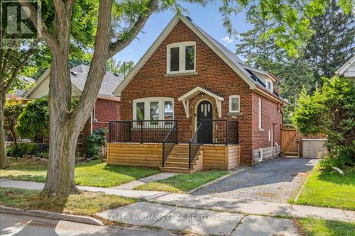 61 Bond Street N, Hamilton (Westdale), ON, L8S3W3 | Card Image