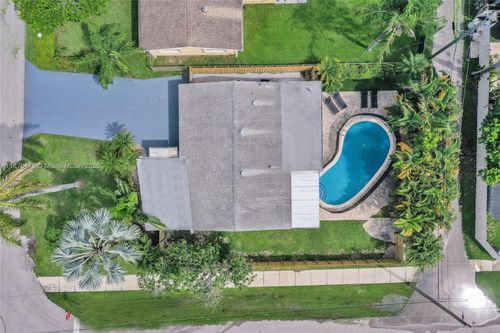 2101 N 15th Ave, Hollywood, FL, 33020-2532 | Card Image