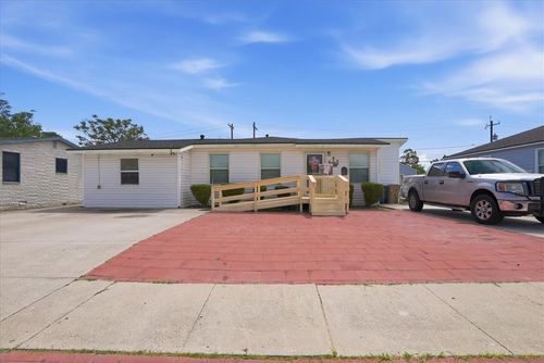 4030 Ramsey St, Corpus Christi, TX, 78415-4805 | Card Image