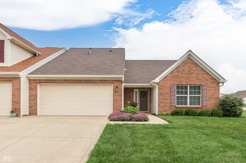 1448 Hamilton Dr, Greenwood, IN, 46143-7032 | Card Image