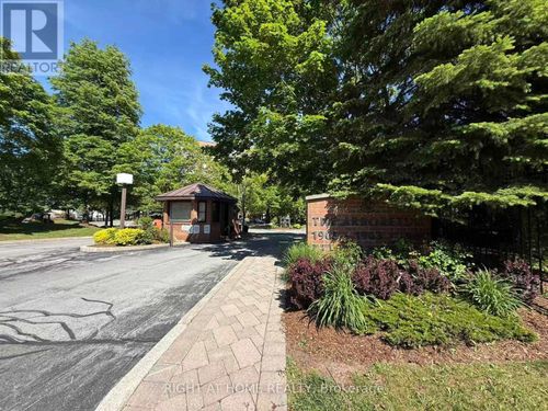 301-1901 Pilgrims Way, Oakville, ON, L6M2W9 | Card Image