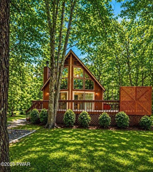 227 Lake Dr, Dingmans Ferry, PA, 18328-3100 | Card Image