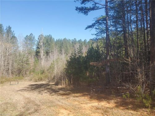 1969 Mulberry Academy St, Franklinville, NC, 27248-8460 | Card Image
