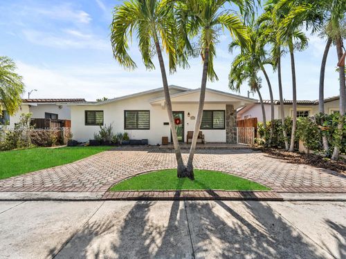 2720 Sw 76th Ave, Miami, FL, 33155-2742 | Card Image