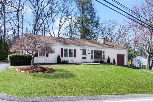 153 Diamond Hill Rd, Warwick, RI, 02886-6807 | Card Image