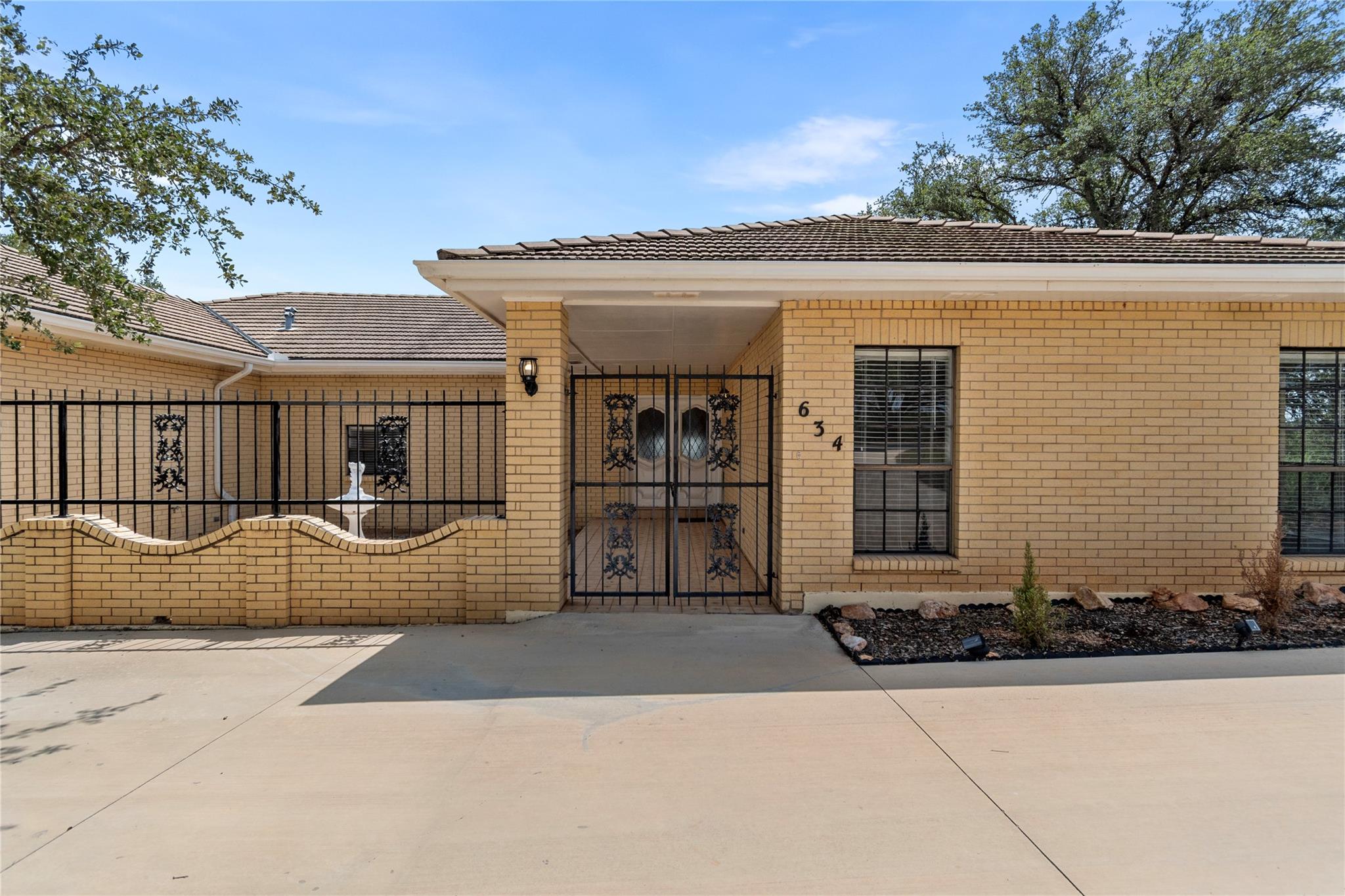 Residential in Horseshoe Bay 5
