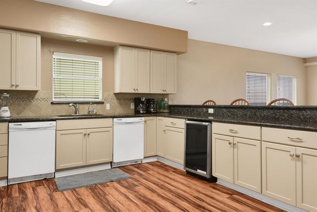 2438 Blue Water Hwy, House other with 10 bedrooms, 6 bathrooms and null parking in Surfside Beach TX | Image 12