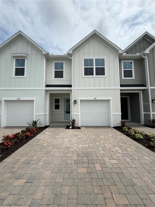 1235 Pineywood Field Dr, Davenport, FL, 33837-2133 | Card Image